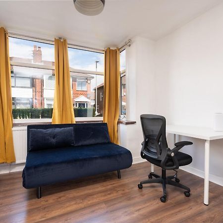 Comfy 3Br Home - Pool Table - Games - Sleeps 8 曼彻斯特 外观 照片