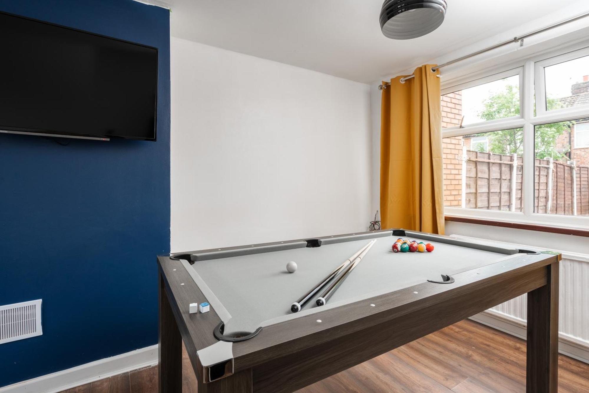 Comfy 3Br Home - Pool Table - Games - Sleeps 8 曼彻斯特 外观 照片